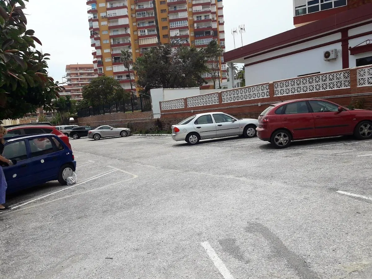 Apartment With Sea & Mountain Views In Benalmadena - 60 Sqm + Pool